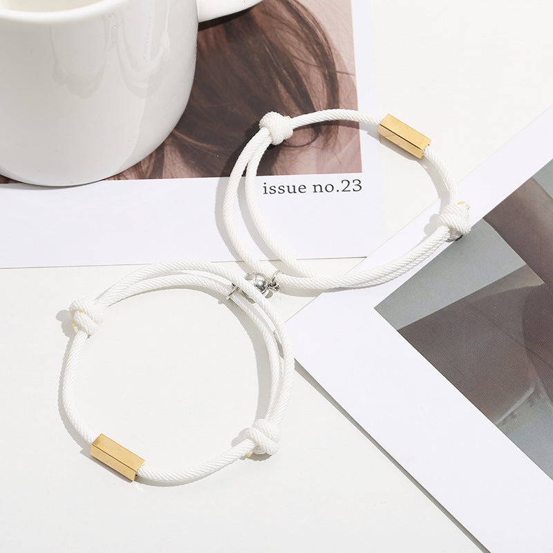 Paar-Armband mit eingraviertem Namen und Magnetisch gewebt