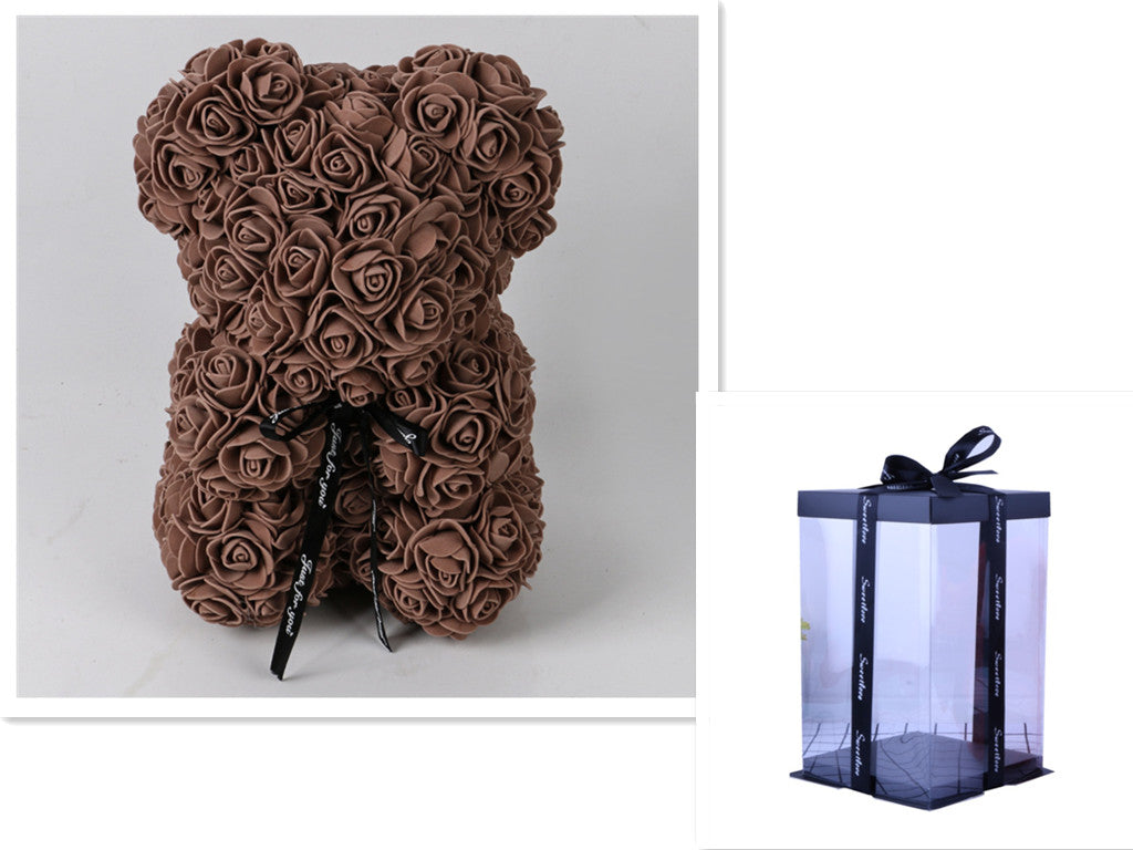 Teddybär aus Kunstrosen